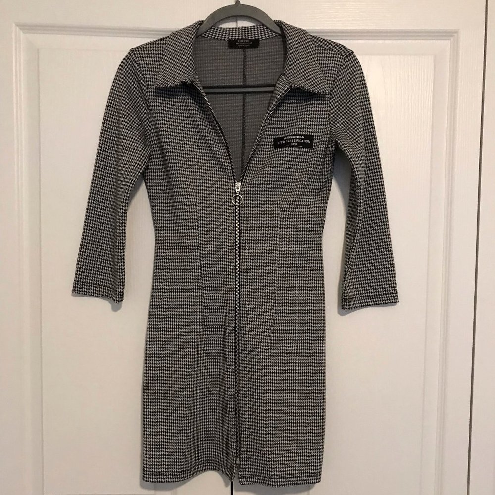 Bershka Zip Front Mini dress, Gingham Print, Plaid, Size: S (MEX 26)